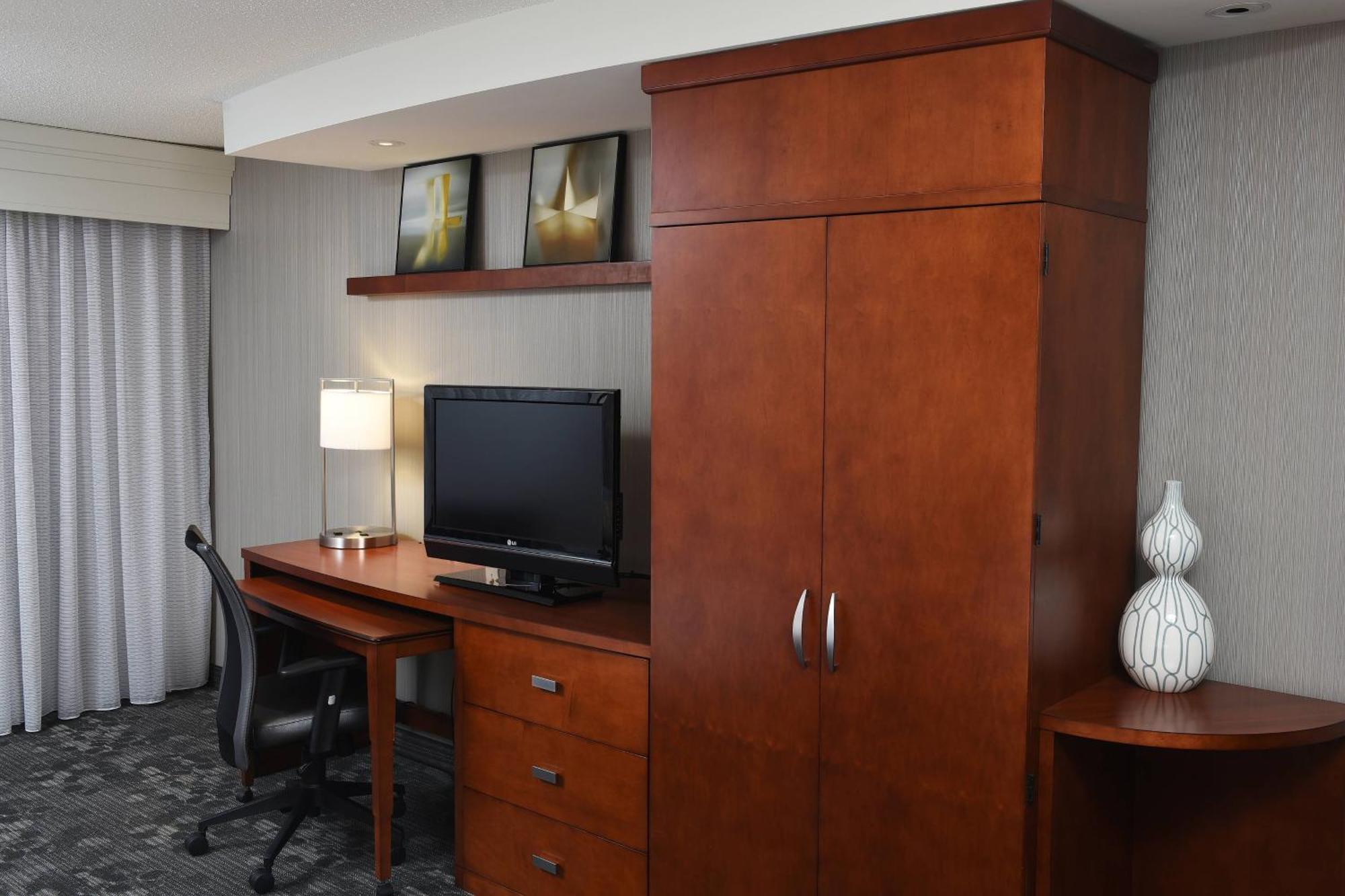 Courtyard By Marriott Sioux Falls Zewnętrze zdjęcie